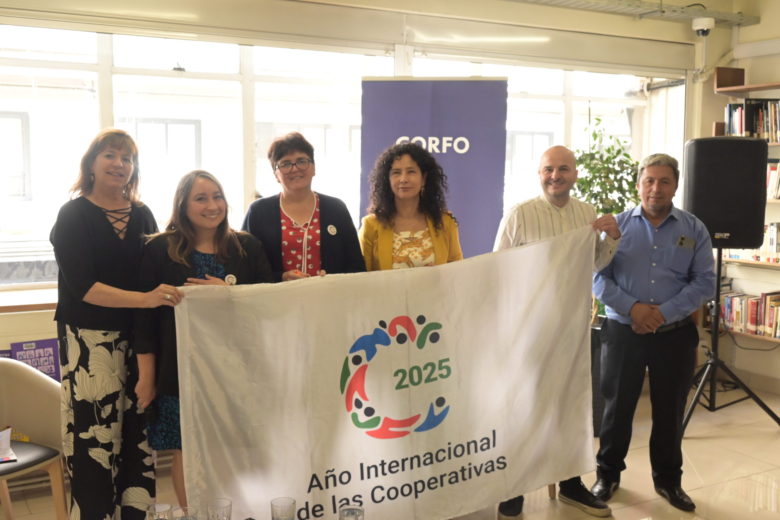 Presentación de casos de éxito lideradas por mujeres